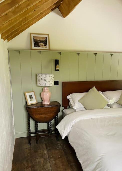 Former Corn Mill Cottage On The North Wales Coast Talacre Exteriör bild